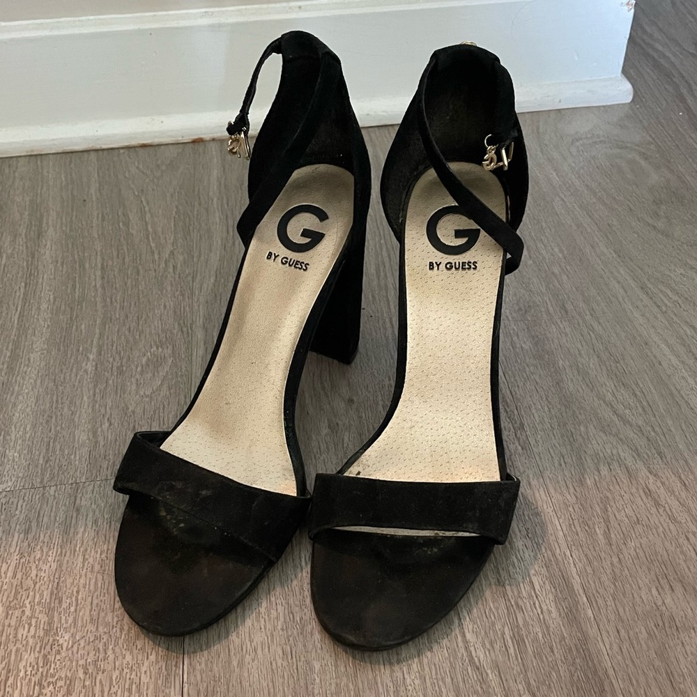 Black sandals